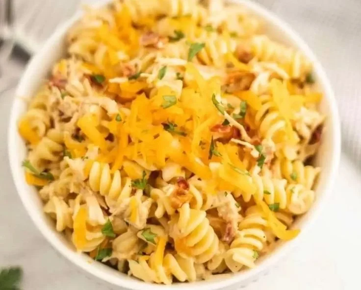 Crock Pot Chicken Bacon Ranch Pasta